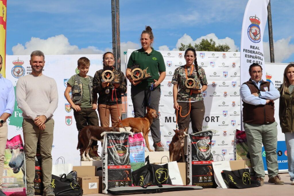 La andaluza Anabel Romero consigue el bronce en el XII Campeonato de España Femenino de Caza Menor con Perro