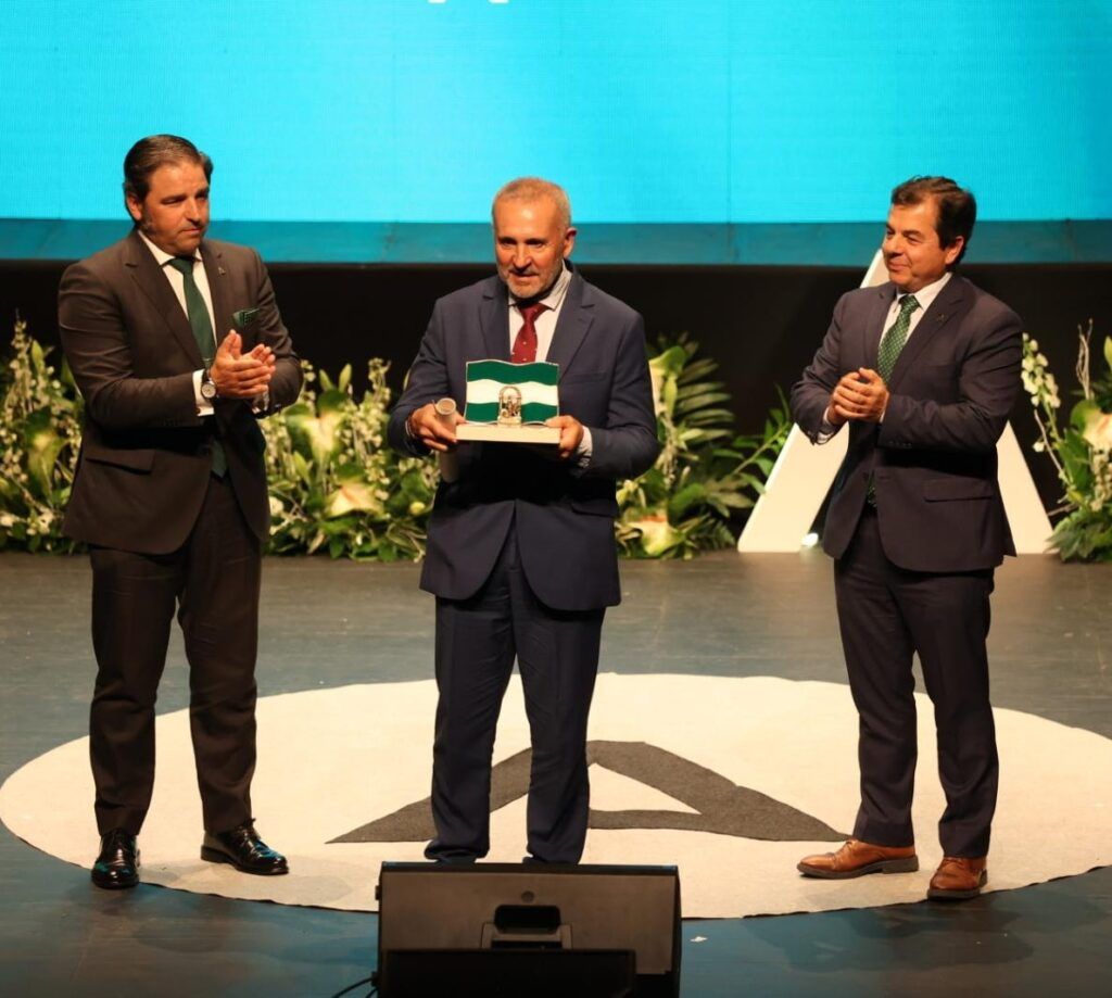 La Delegación Provincial de la FAC en Huelva, Bandera de Andalucía 2026 por la promoción de una caza responsable, sostenible y respetuosa con el medio ambiente